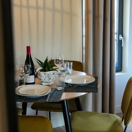 度假居 Le Clos De St Val 5 *