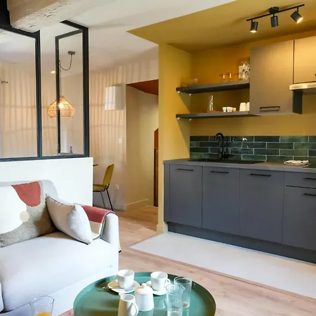 Semesterbostad Le Clos De St Val 5 *