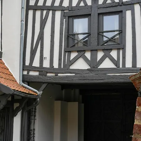 Couette-café Le Clos De St Val 5 *