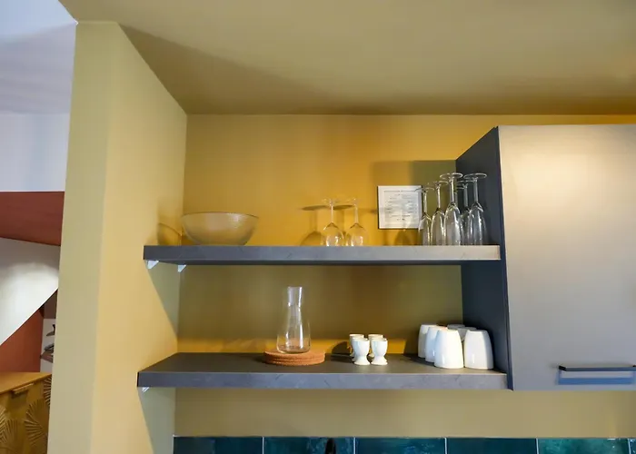 Le Clos De St Val 5 *