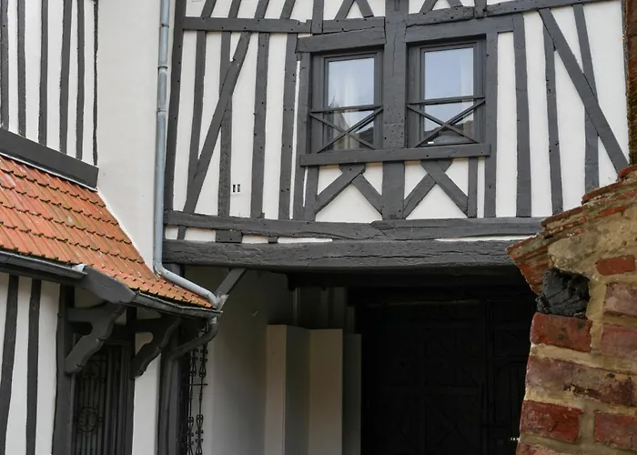 Vakantiehuis Le Clos De St Val 5 *